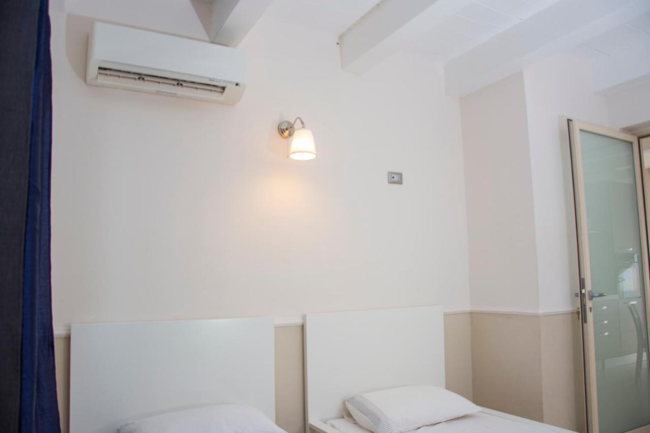 B&B Domus Del Sole 시폰토 외부 사진