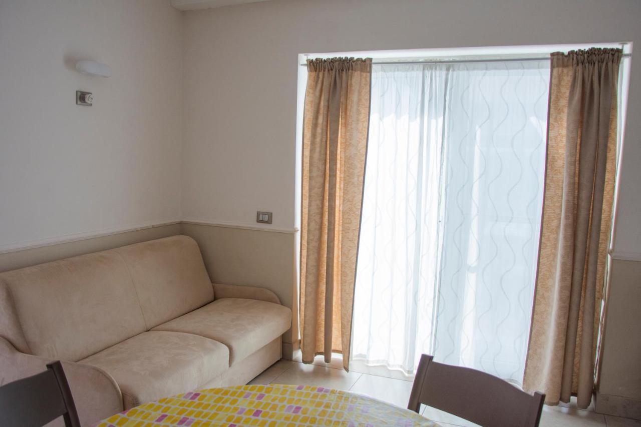 B&B Domus Del Sole 시폰토 외부 사진